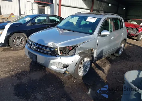 2015 Volkswagen Tiguan Se from USA, damaged, VIN WVGAV7AX1FW563554